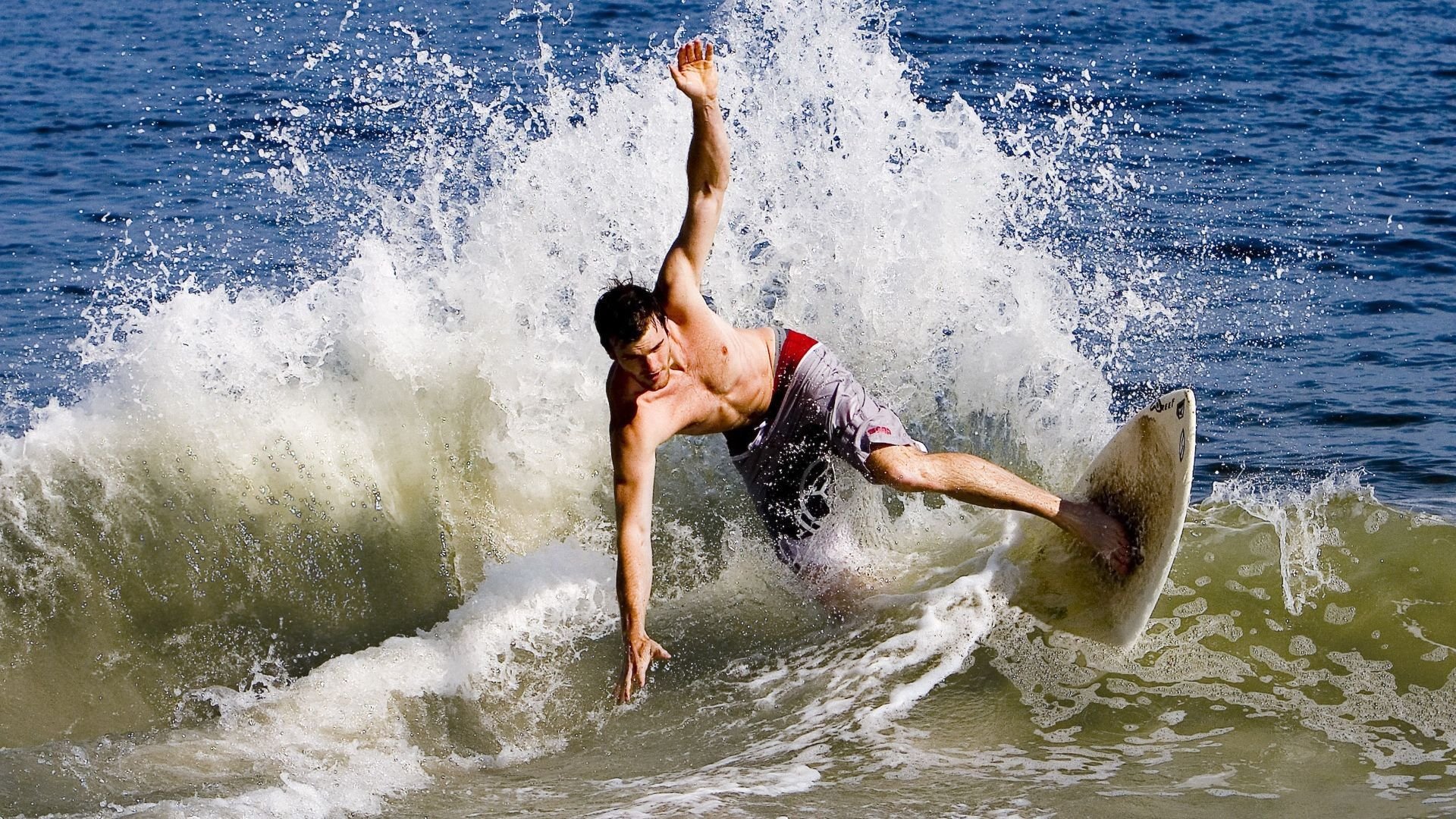 中超联赛场边广告投放进入智能化阶段，中超联赛宣传片